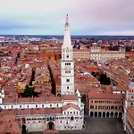 Centro Junior Apartamento Modena